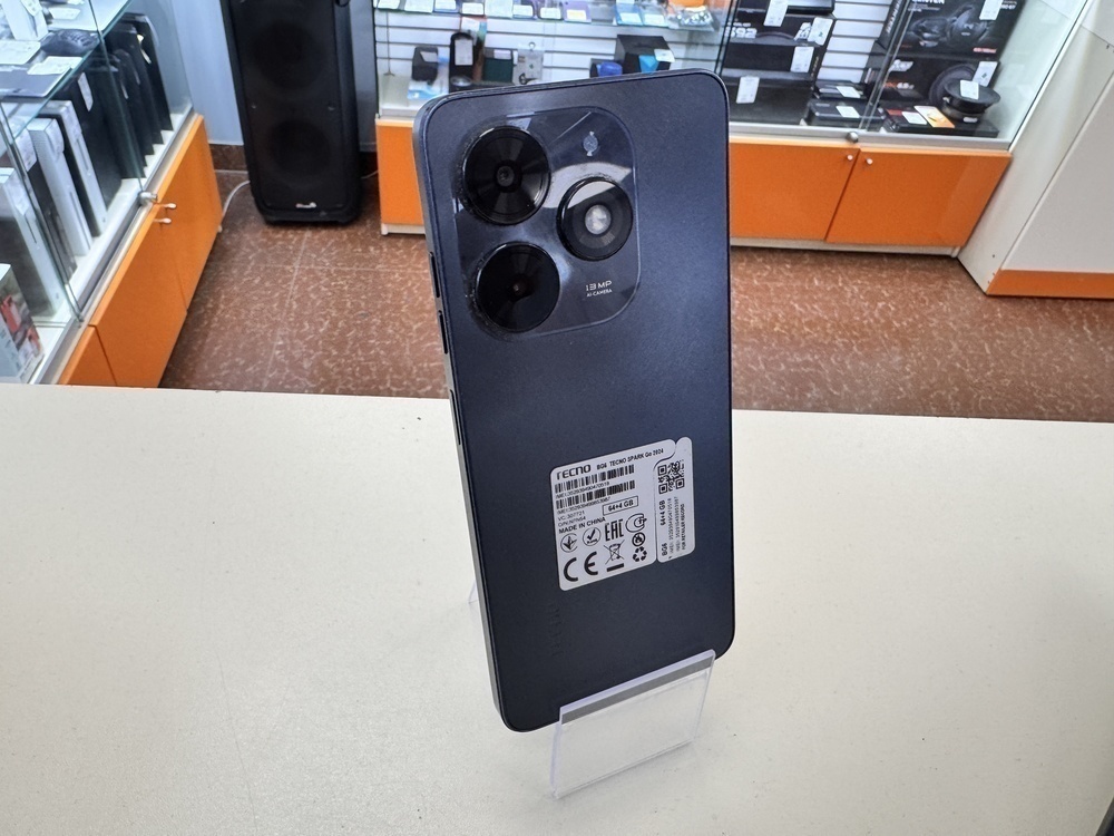 Смартфон Tecno Spark Go 2024 4/64