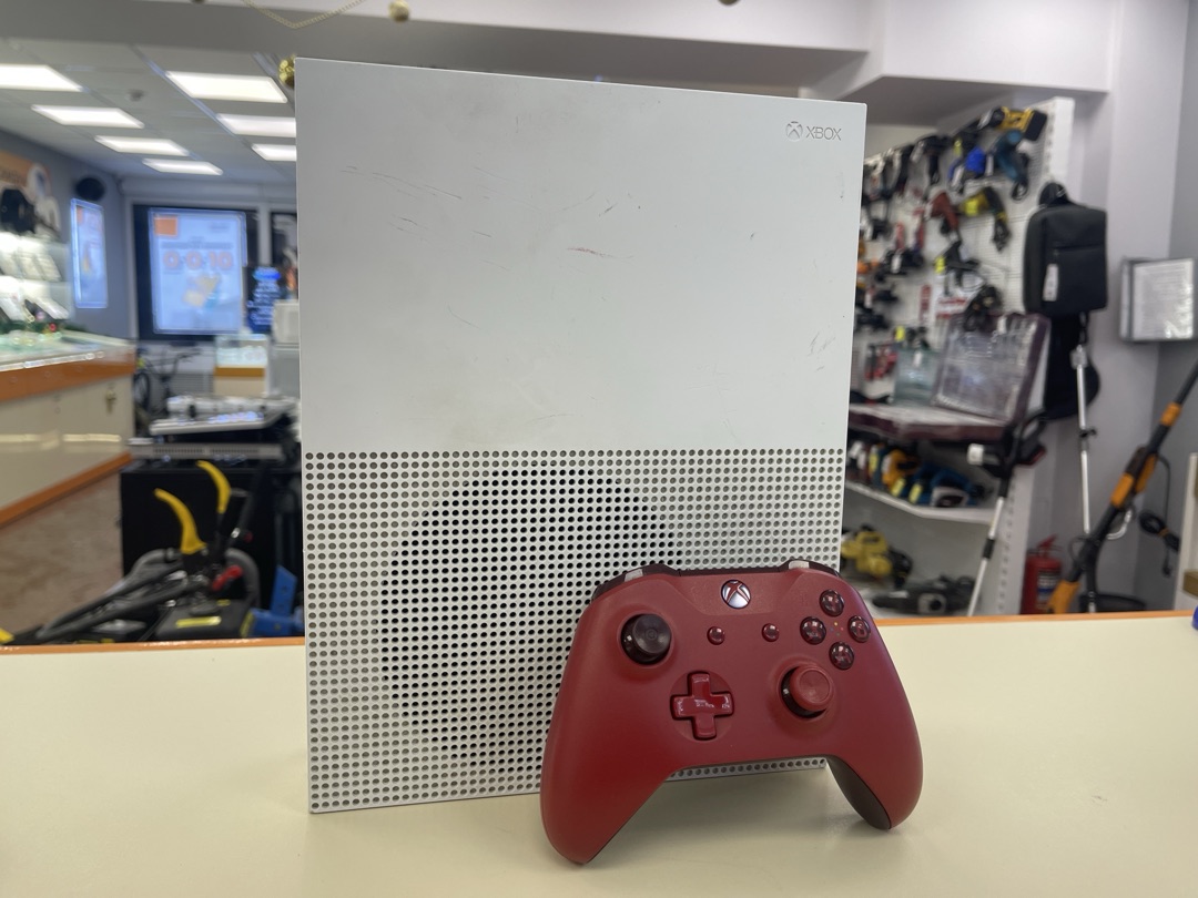 Игровая приставка Xbox One S 500Gb