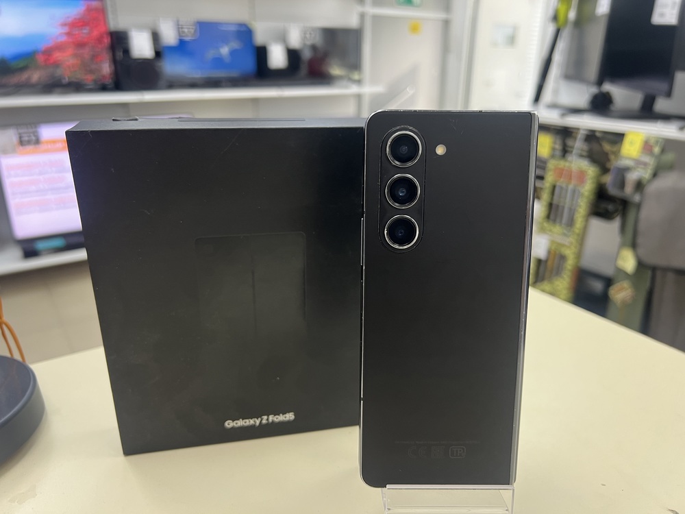Смартфон Samsung Galaxy Z Fold 5 512Gb