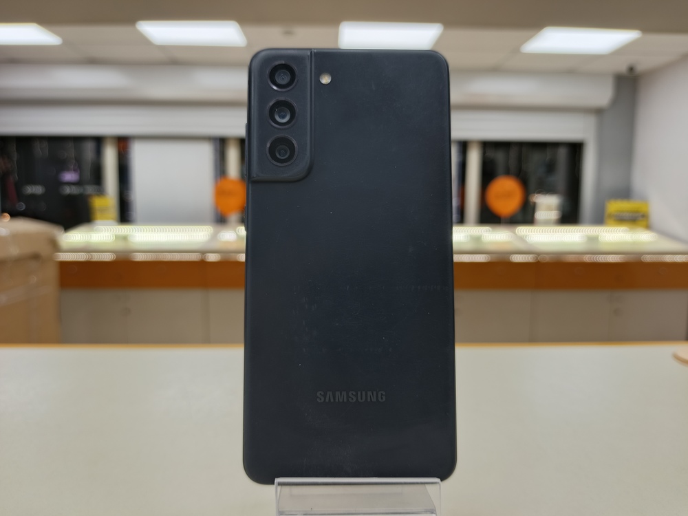 Смартфон Samsung Galaxy S21 FE 6/128