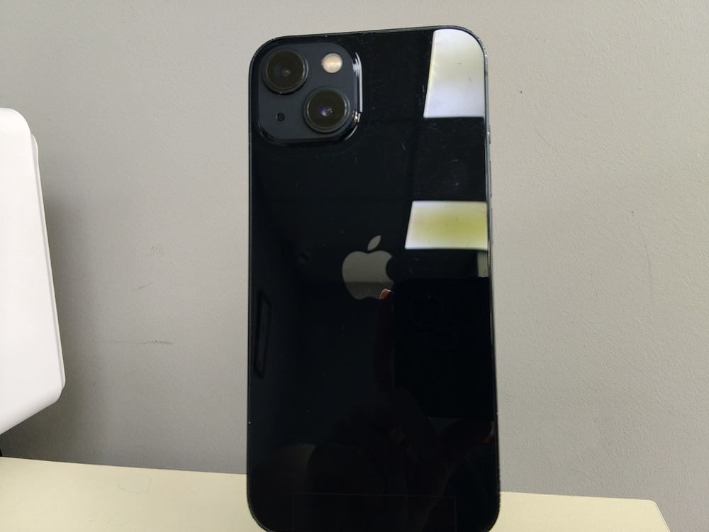 Смартфон Apple iPhone 13 128Gb