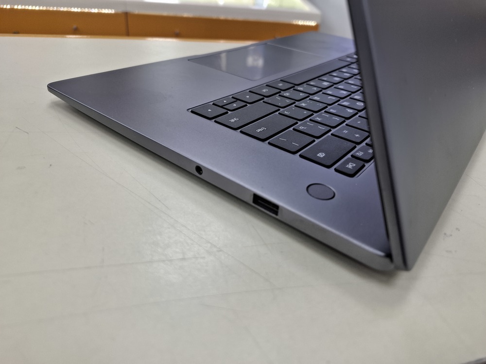 Ноутбук Honor HONOR MagicBooK X 15; Core i5-1135G7, Iris(R) Xe Graphics, 8 Гб, 512 GB, Нет