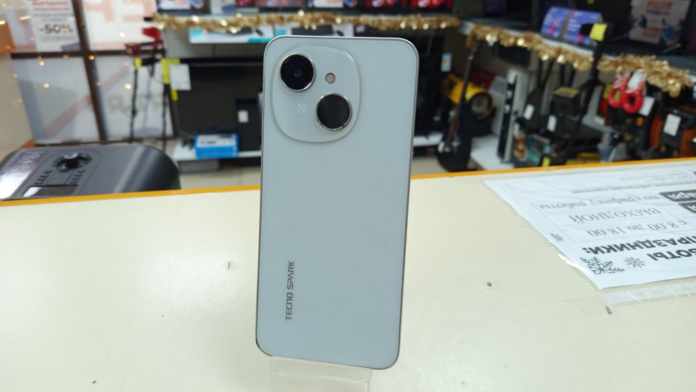 Смартфон Tecno Spark Go1 3/64