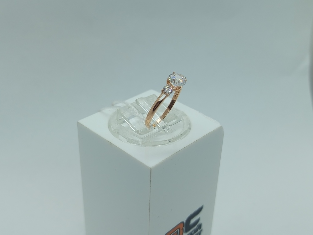 КОЛЬЦО С КАМНЯМИ (Au 585)