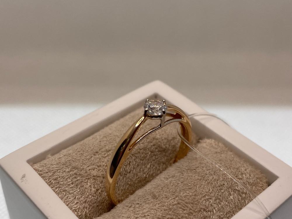 КОЛЬЦО С КАМНЕМ (Au 585)