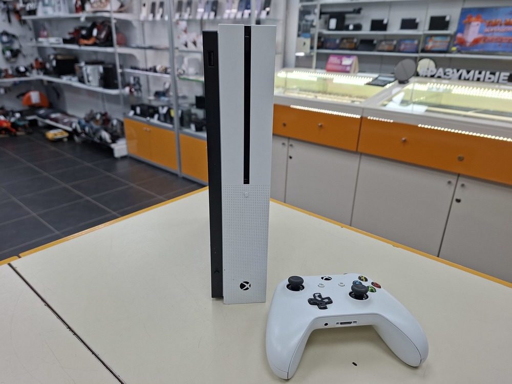 Игровая приставка Xbox One S 500Gb