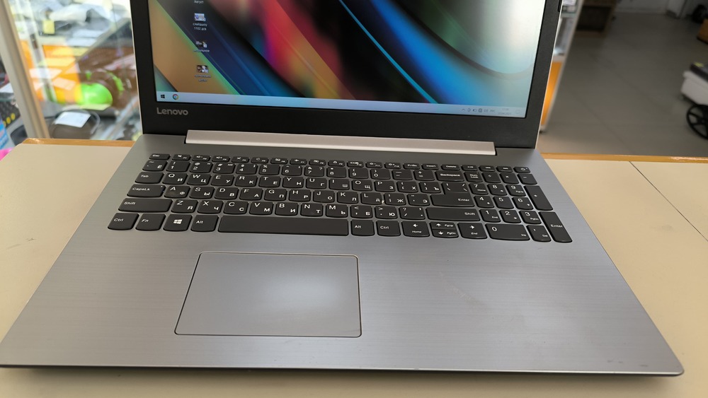 Ноутбук Lenovo; A4-9125, Radeon 530, 4 Гб, 512 GB, Нет