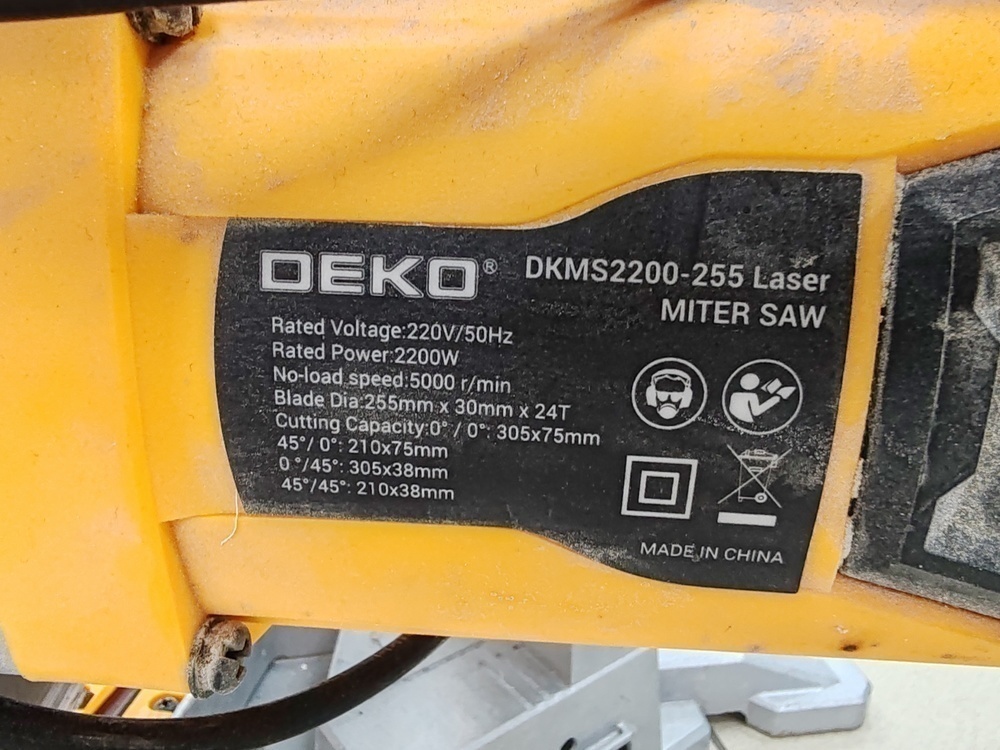 Торцовочная пила DEKO DEKO DKMS2200-255 Laser