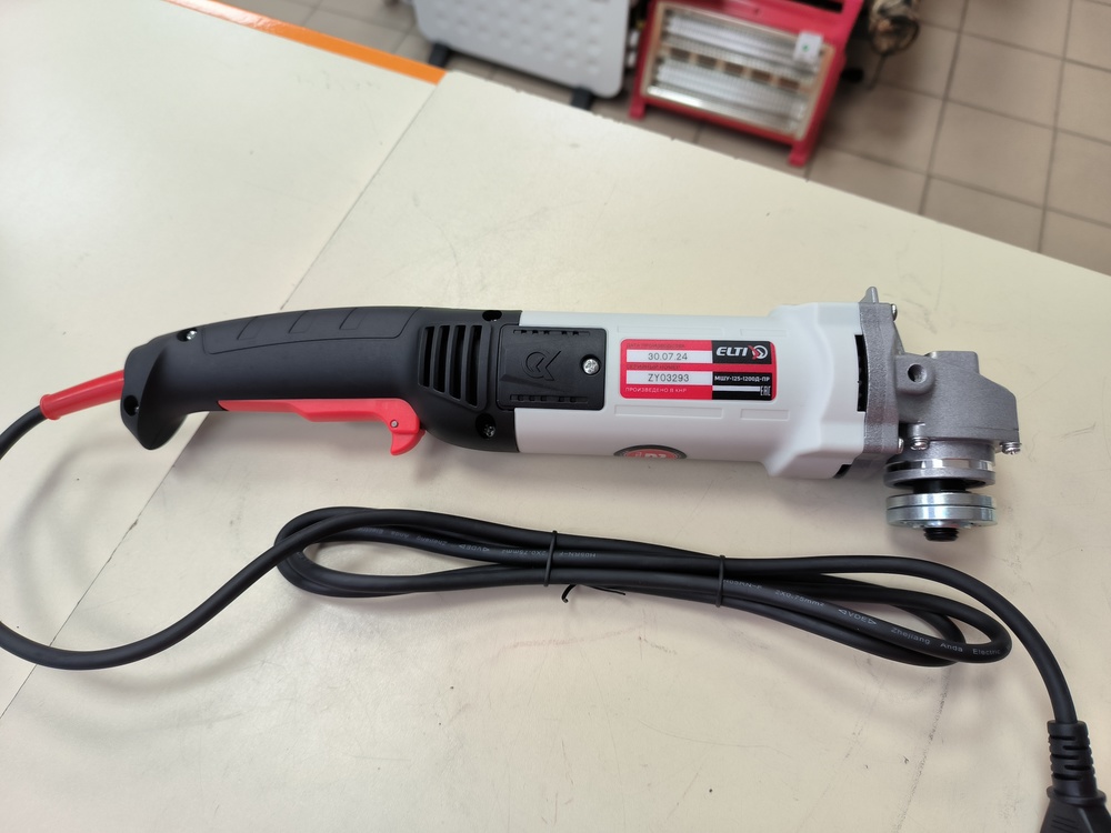 Угловая шлифмашина Elti МШУ-125/1200Д-ПР