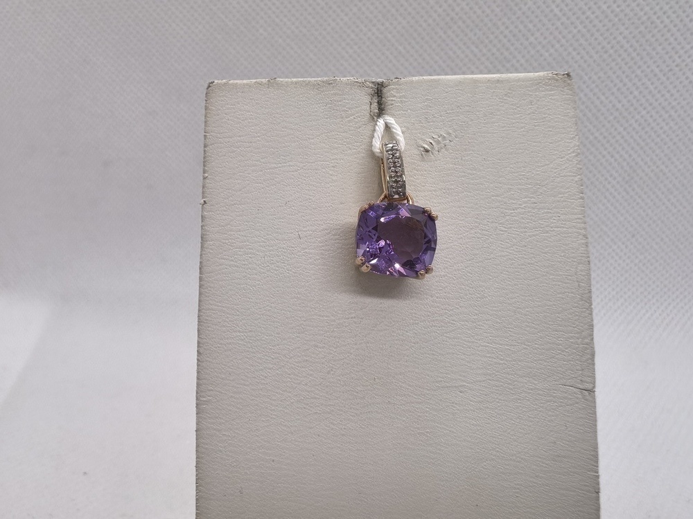 ПОДВЕСКА С КАМНЯМИ (Au 585)