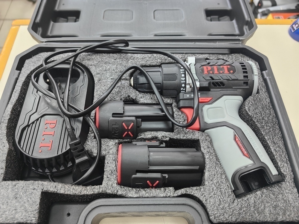 ДРЕЛЬ-ШУРУПОВЕРТ P.I.T. PBM12K-10B