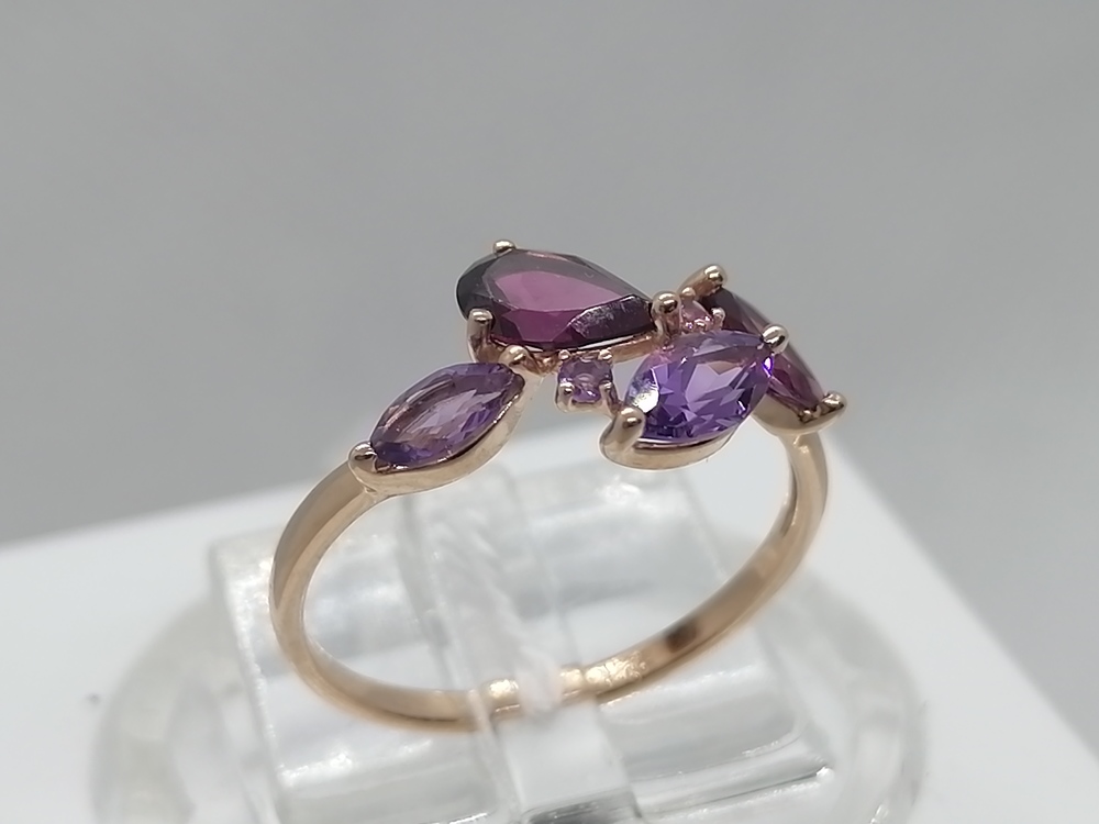 КОЛКМИ585 КОЛЬЦО С КАМНЯМИ (Au 585)