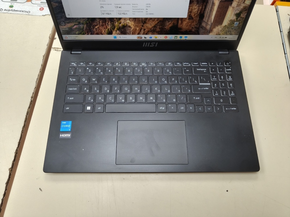 Ноутбук MSI Modern 15 b12m-211ru; Core i3-1215U, Intel UHD Graphics, 8 Гб, 250 Гб, Нет