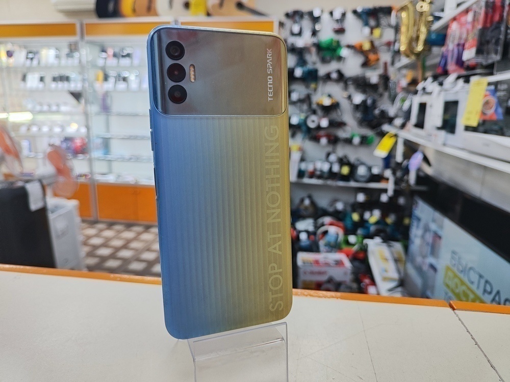 Смартфон Tecno Spark 8P 4/128