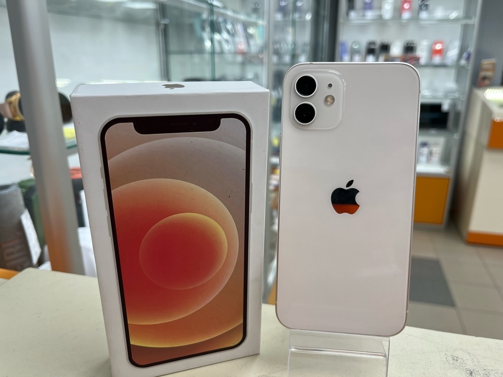 Смартфон Apple iPhone 12 128Gb