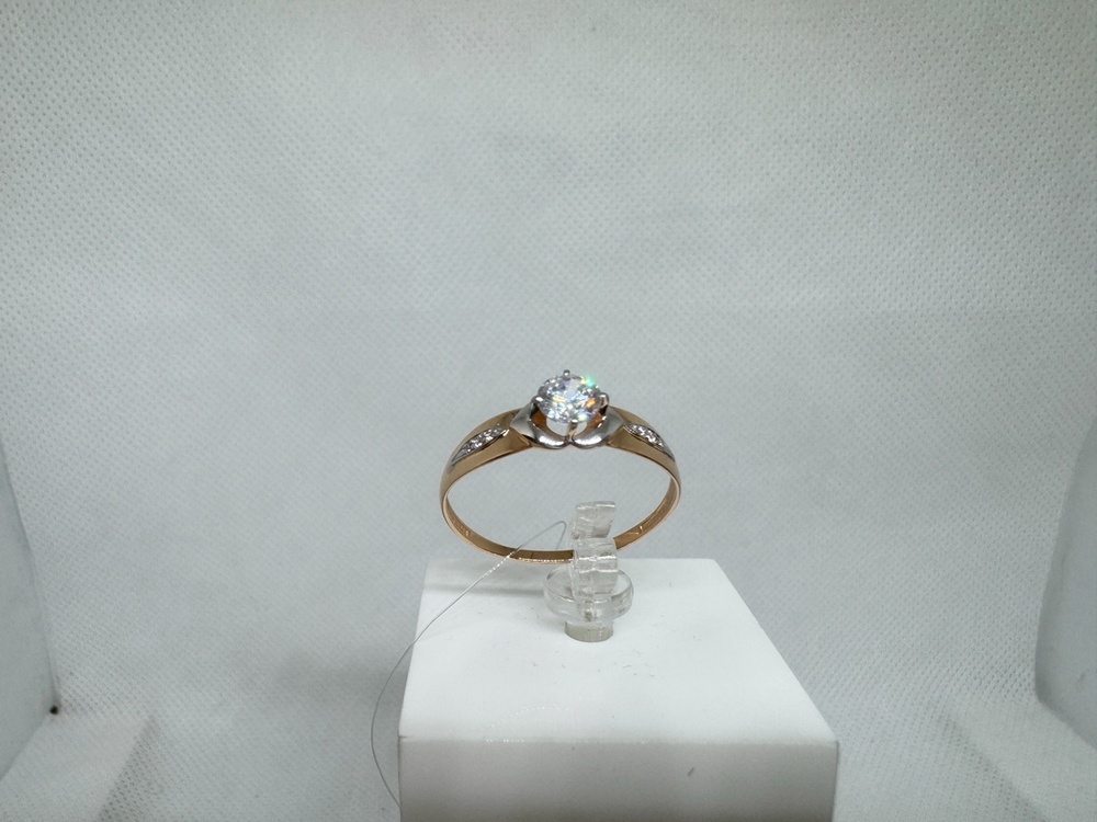 КОЛЬЦО С КАМНЯМИ (Au 585)