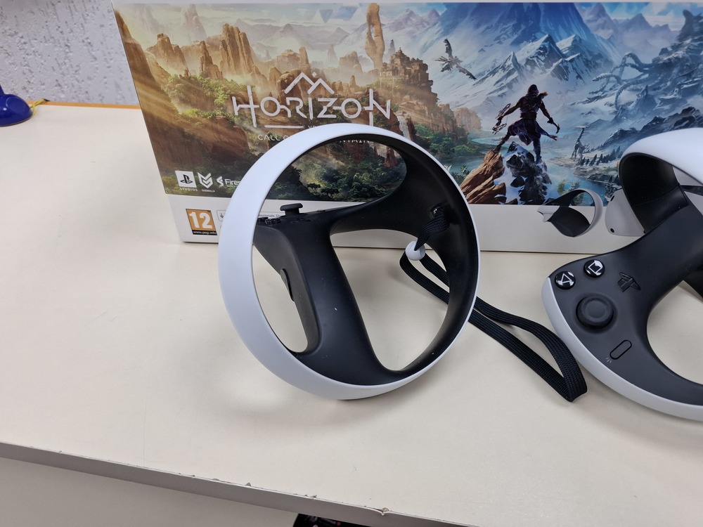 Игровая приставка  SonyPlaystation VR 2