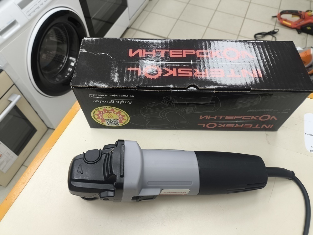 Угловая шлифмашина Интерскол 115/750 (760.1.0.70)