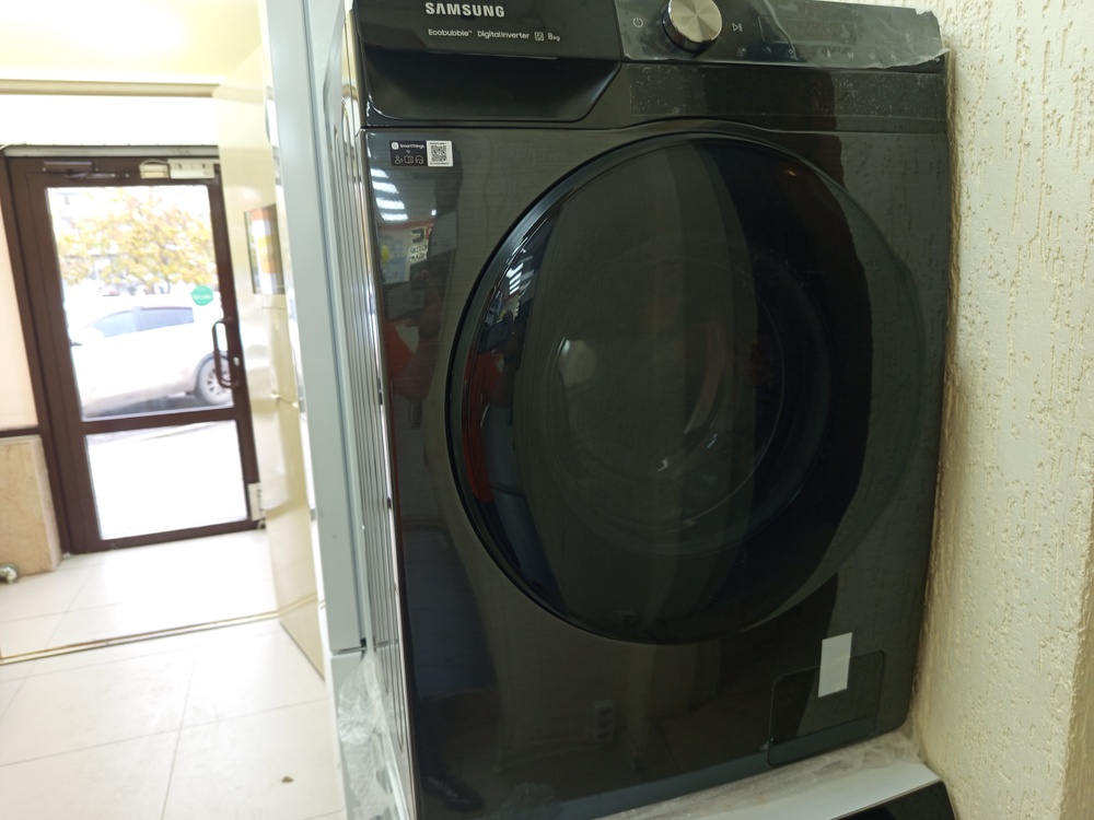 Стиральная машина Samsung WW80AG6L28WE