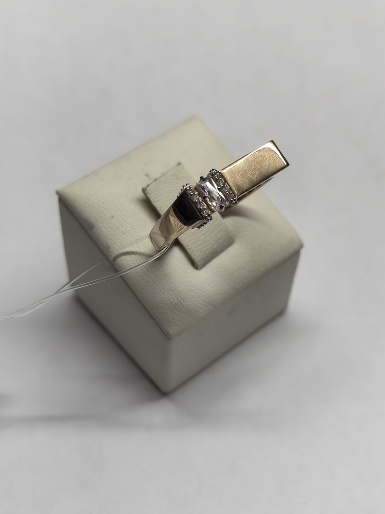 КОЛЬЦО С КАМНЯМИ (Au 585)