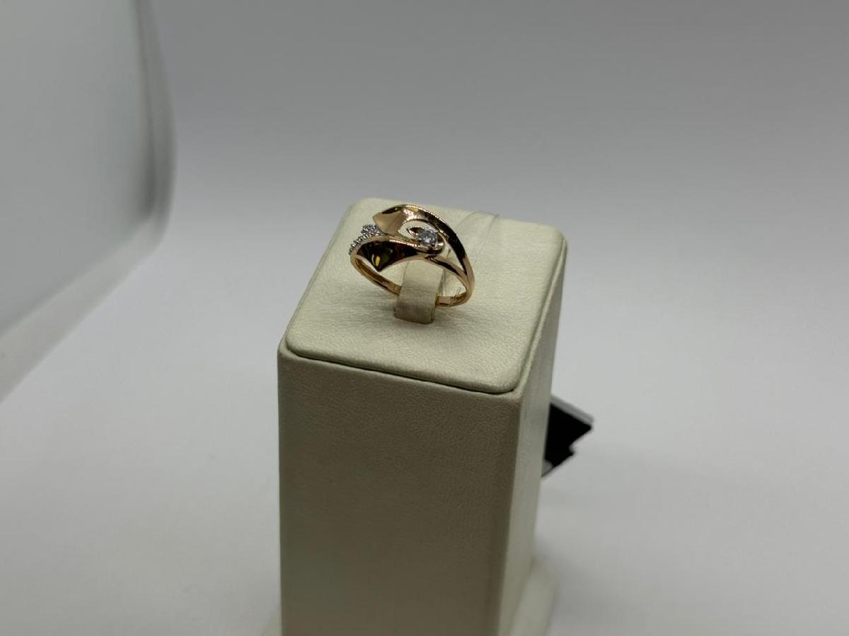 КОЛЬЦО С КАМНЯМИ (Au 585)