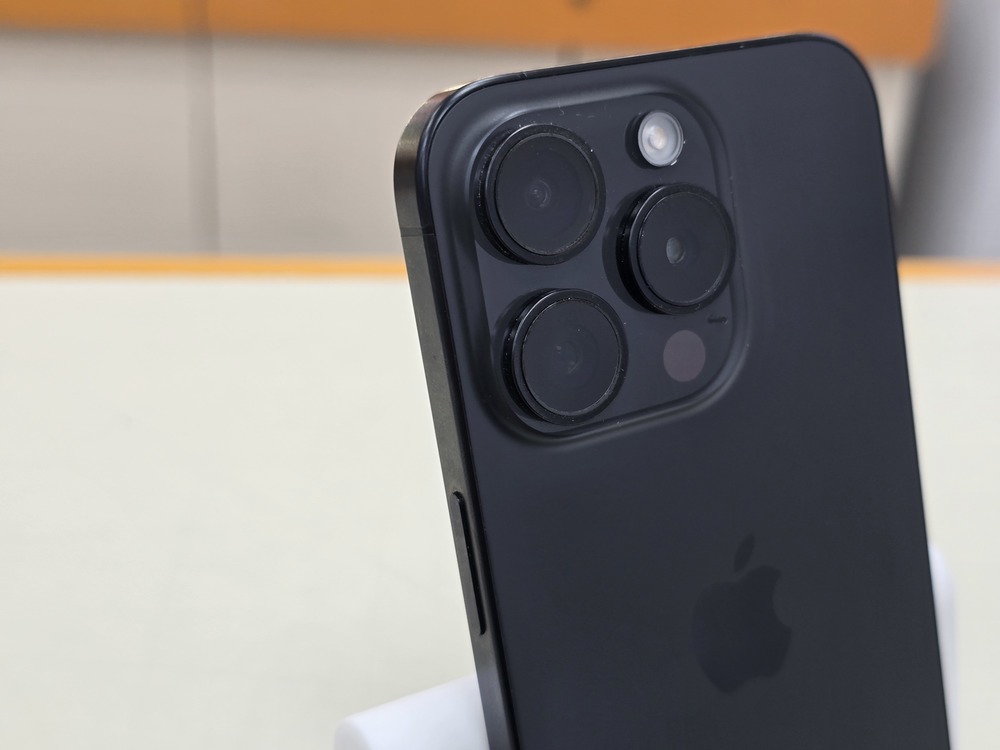 Смартфон Apple Iphone 15 Pro 128Gb