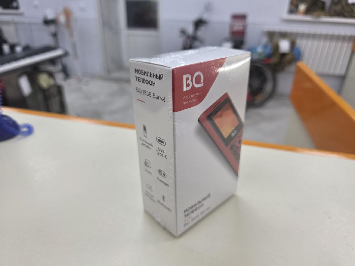 Мобильный телефон BQ 1858