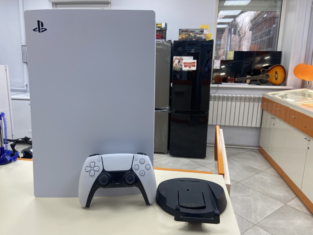 Игровая приставка PlayStation 5 825Gb (С дисководом)