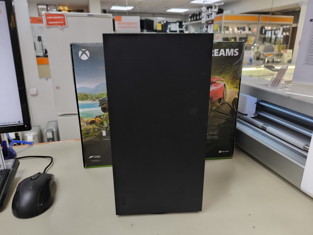 Игровая приставка Xbox Series X 1Tb
