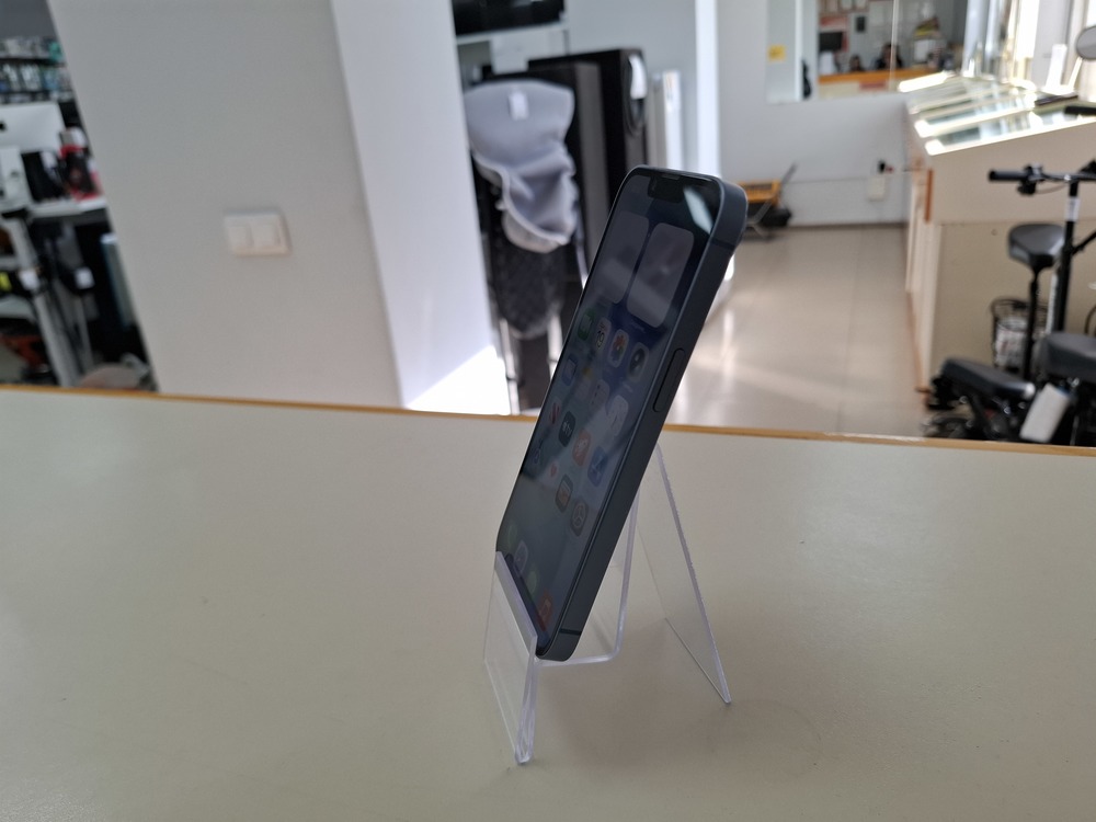 Смартфон Apple Iphone 14 128Gb