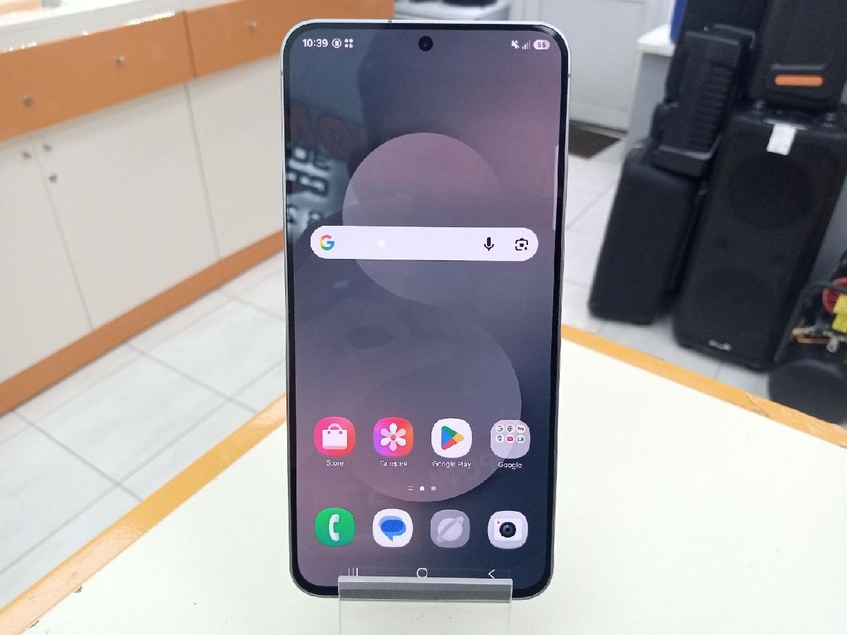 Смартфон Samsung Galaxy S25 FE 8/256