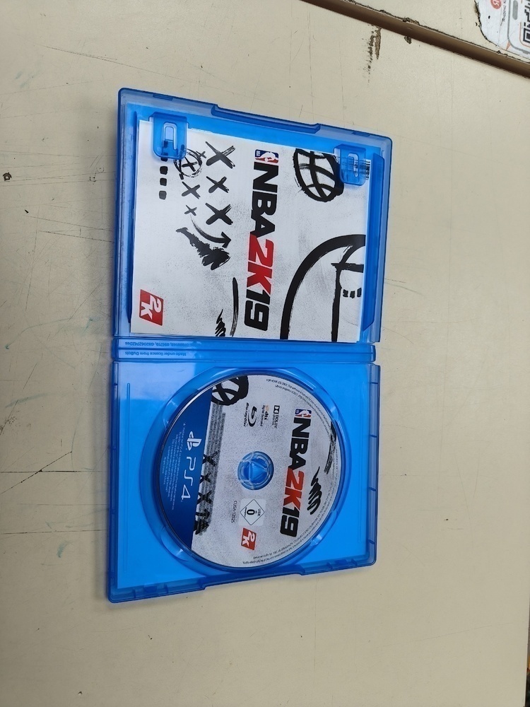 Игра Playstation 4 NBA 2K19