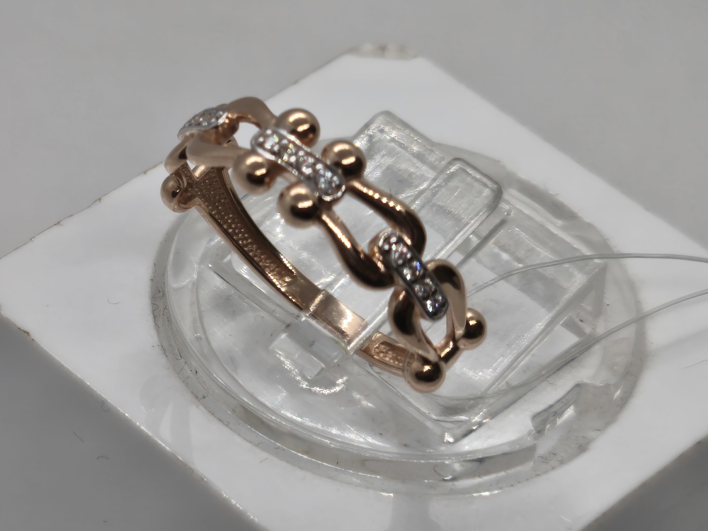 КОЛЬЦО С КАМНЯМИ (Au 585)