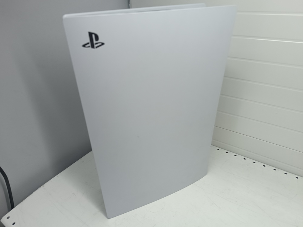 Игровая приставка PlayStation 5 825Gb (С дисководом)