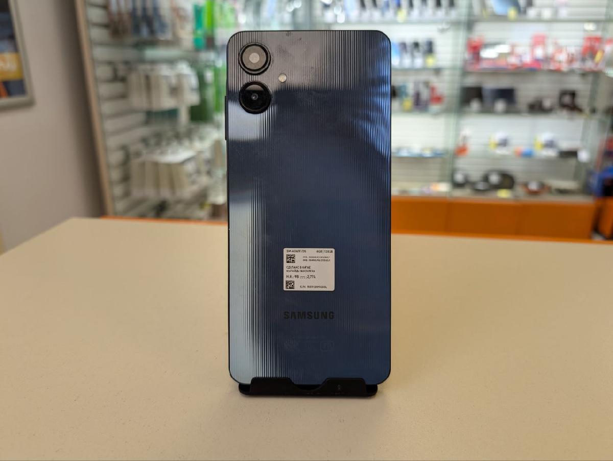 Смартфон Samsung Galaxy A06 6/128