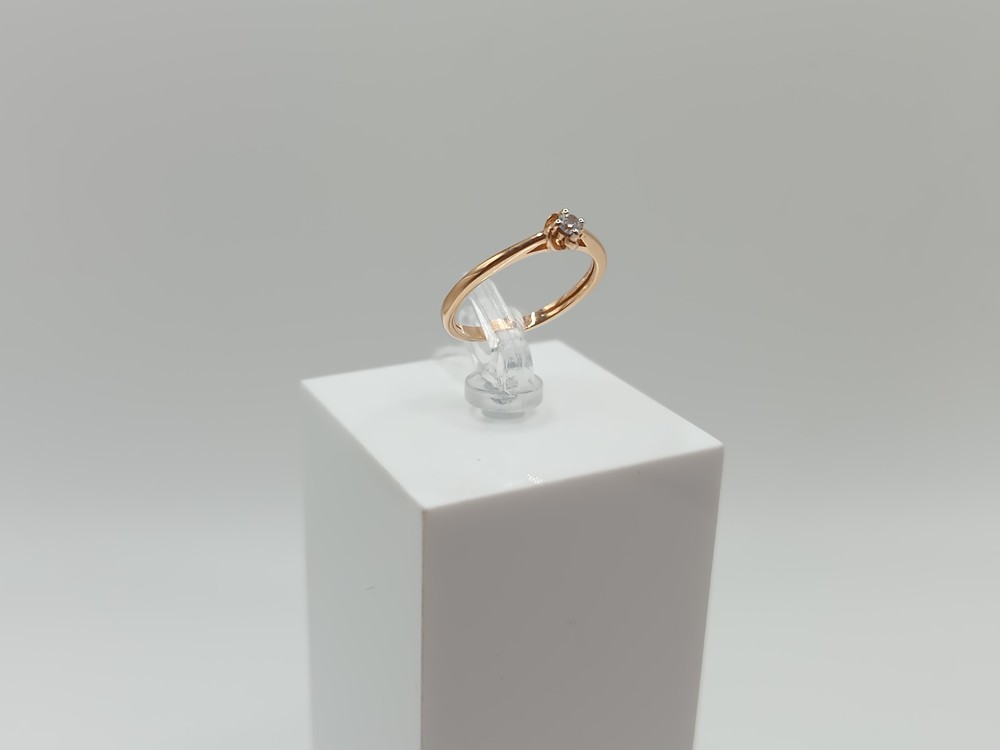 КОЛКМ585 КОЛЬЦО С КАМНЕМ (Au 585)