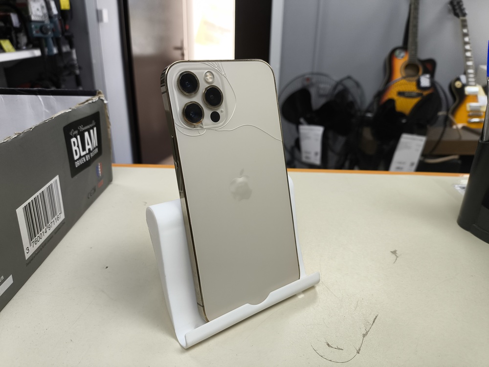 Смартфон Apple iPhone 12 Pro 256Gb