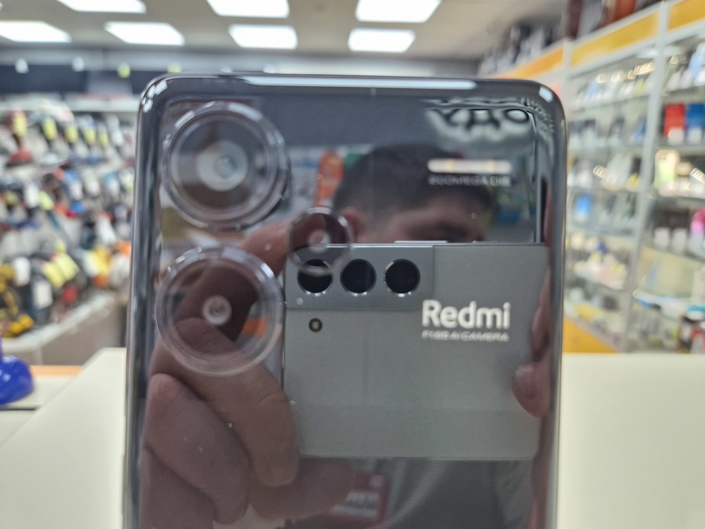Смартфон Xiaomi Redmi Note 13 Pro+ 8/256
