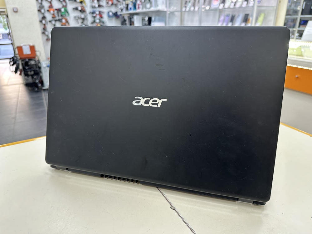 Ноутбук Acer; Ryzen 3 3200U, AMD Radeon (TM) Graphics, 12 Гб, 256 Гб, Нет