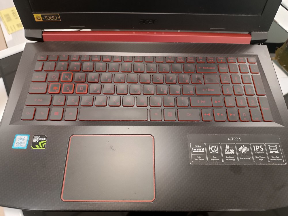 Ноутбук Acer; Core i5-8300H, GeForce GTX 1050, 16 Гб, 512 GB, Нет