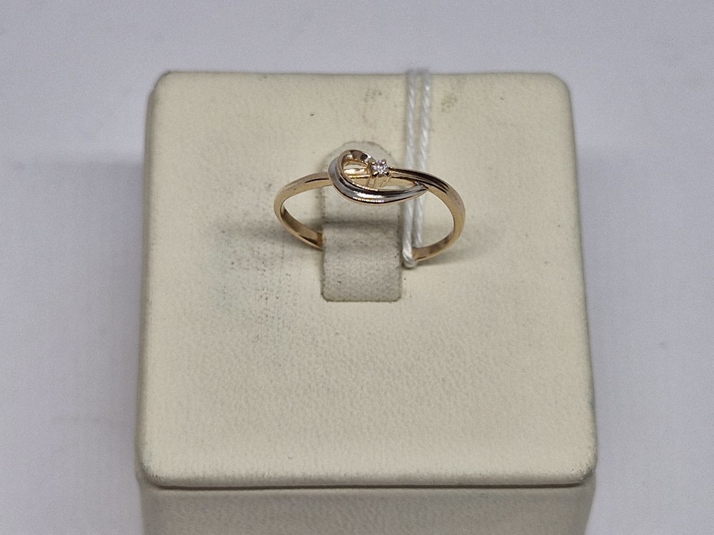 КОЛКМ585 КОЛЬЦО С КАМНЕМ (Au 585)