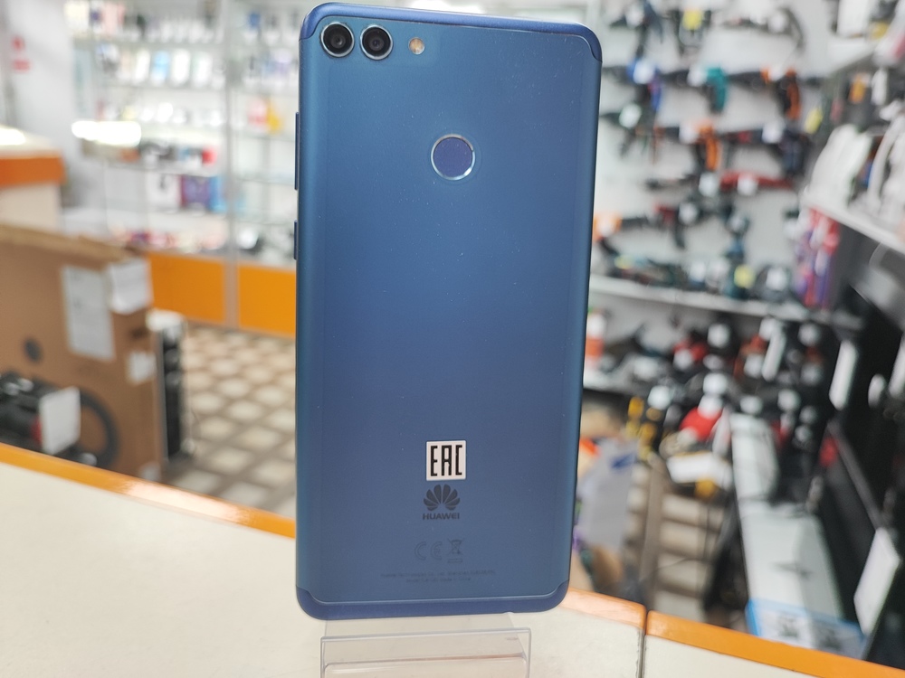 Смартфон Huawei Y9 (2018) 3/32