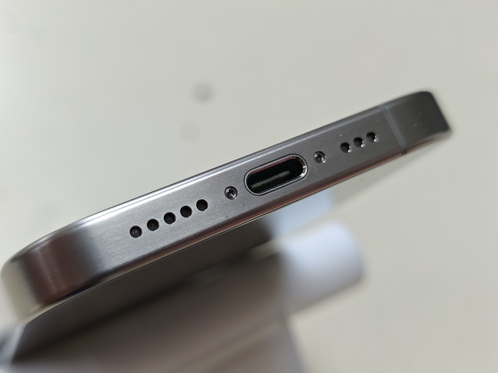 Смартфон Apple Iphone 15 Pro 128Gb