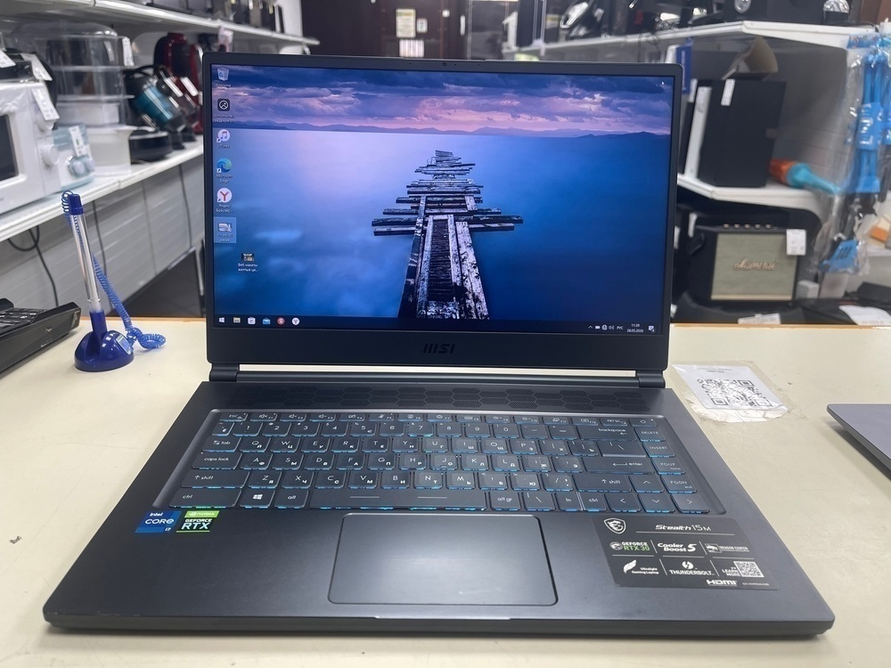 Ноутбук MSI Stealth 15M; Intel Core I7-11375H, GeForce RTX 3060, 16 Гб, 250 Гб, Нет
