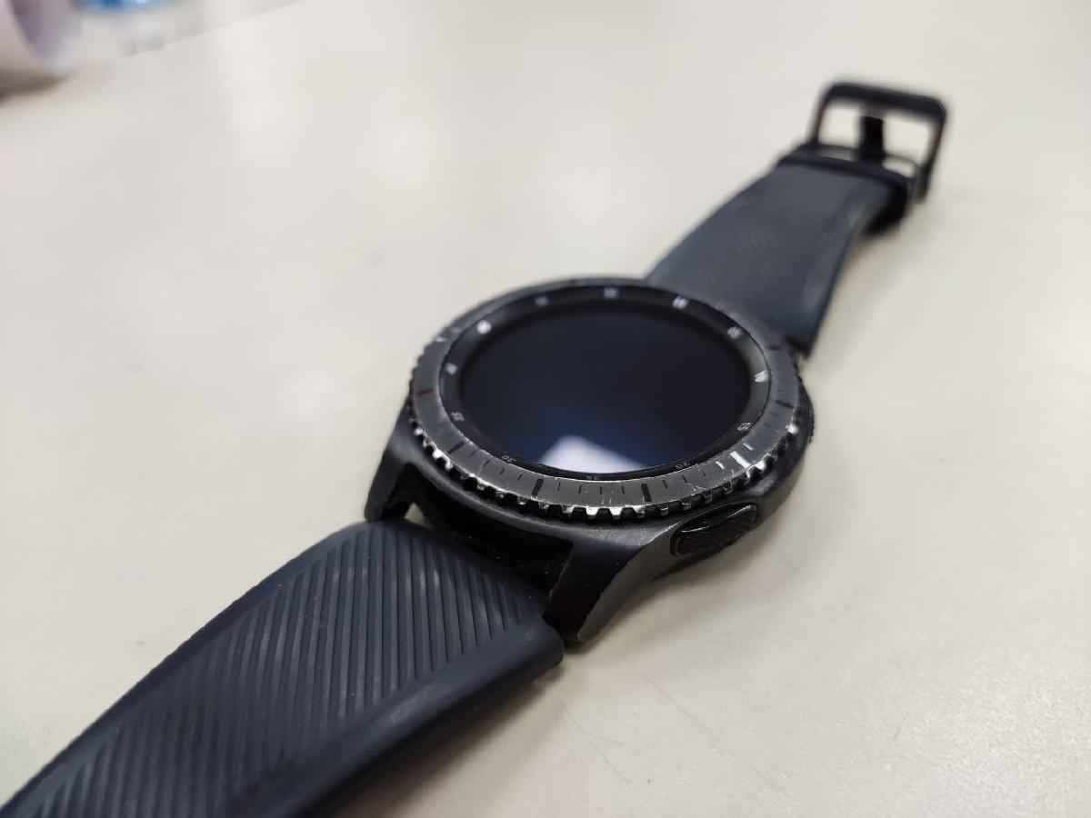 Смарт-часы Samsung Gear S3 Frointer