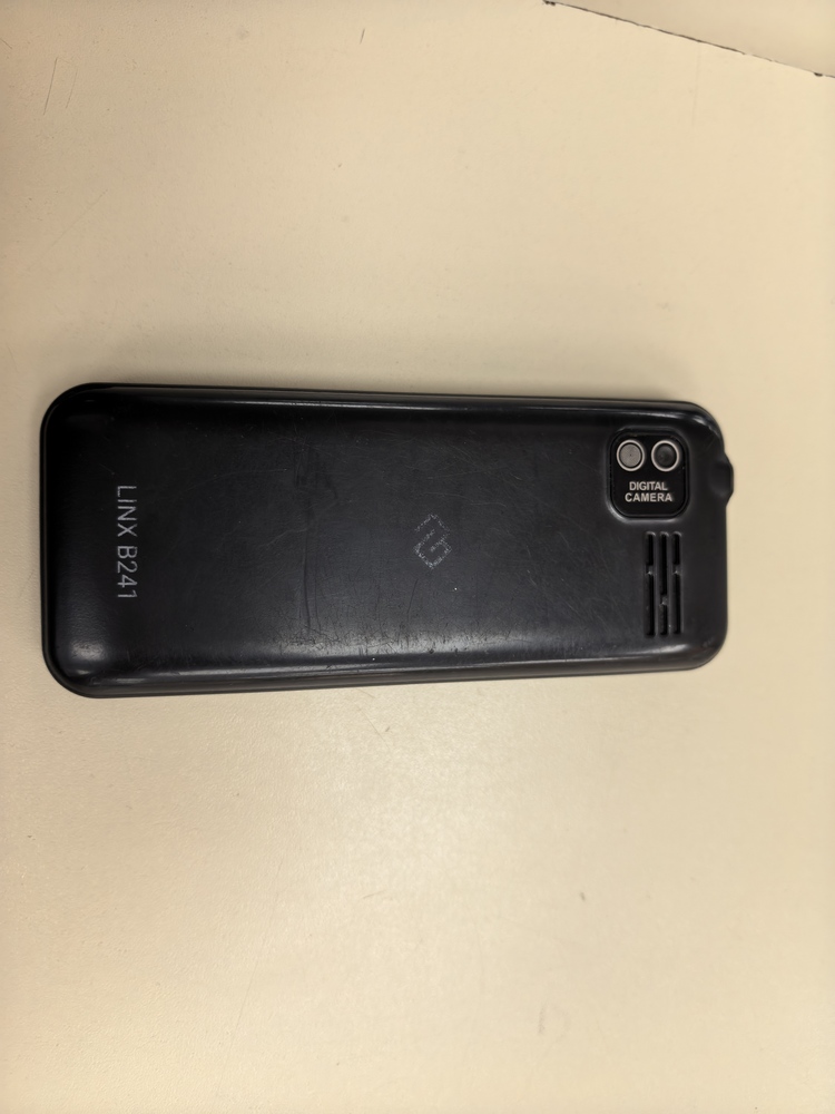 Смартфон Digma LINX B241