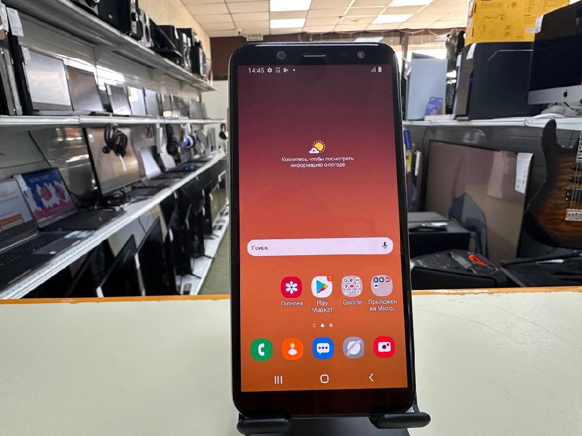 Смартфон Samsung Galaxy A6 3/32