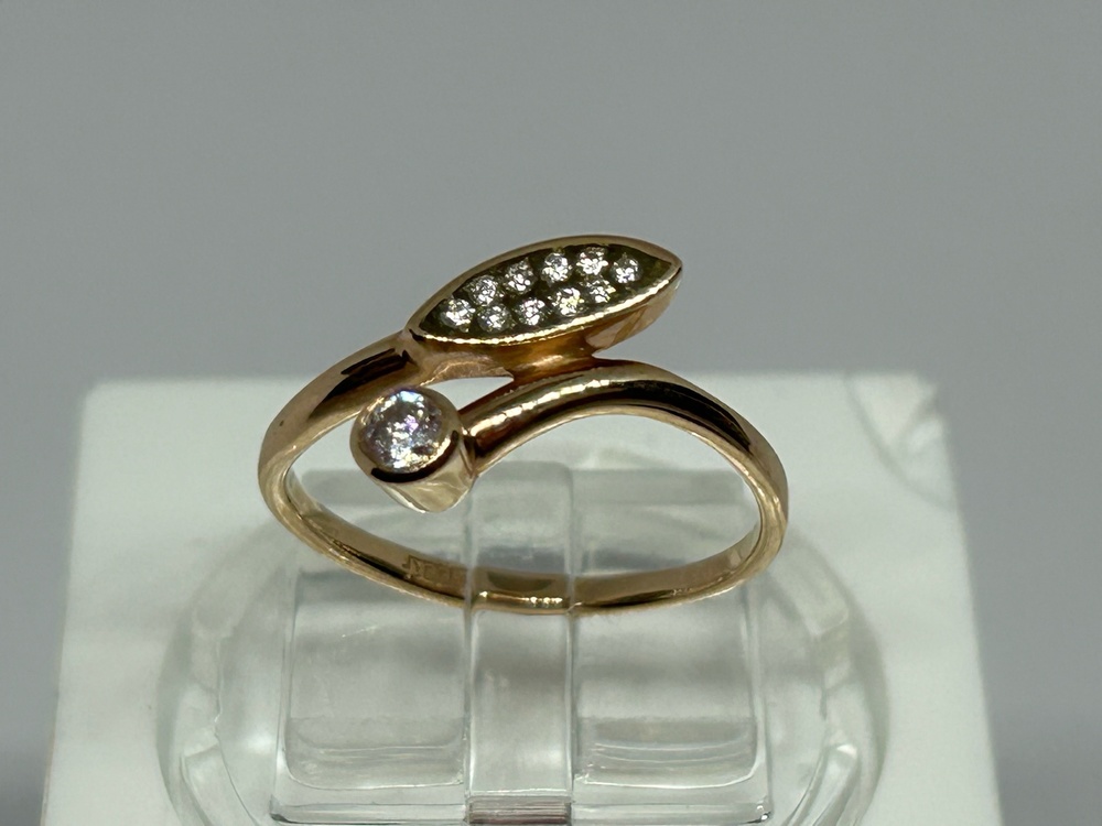 КОЛЬЦО С КАМНЯМИ (Au 585)