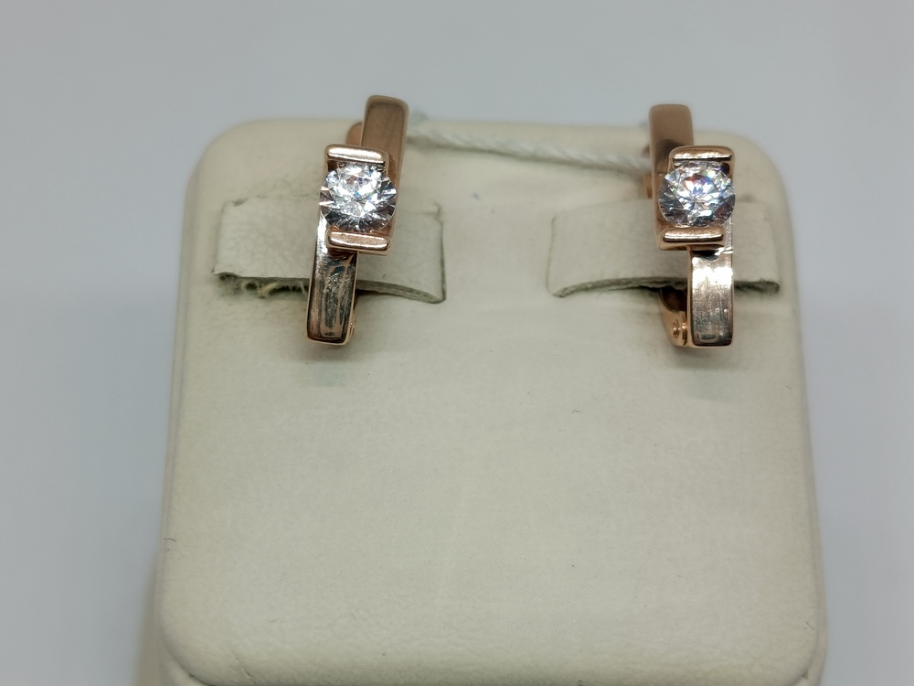 СКМ585 СЕРЬГИ С КАМНЕМ (Au 585)