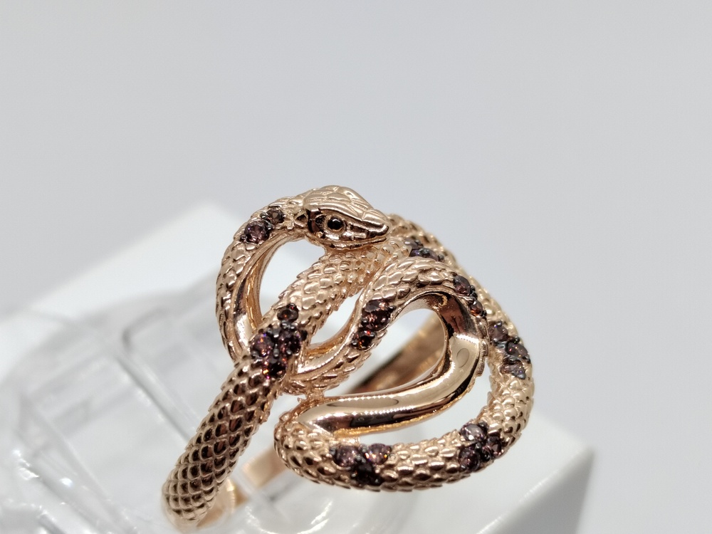 КОЛЬЦО С КАМНЯМИ (Au 585)